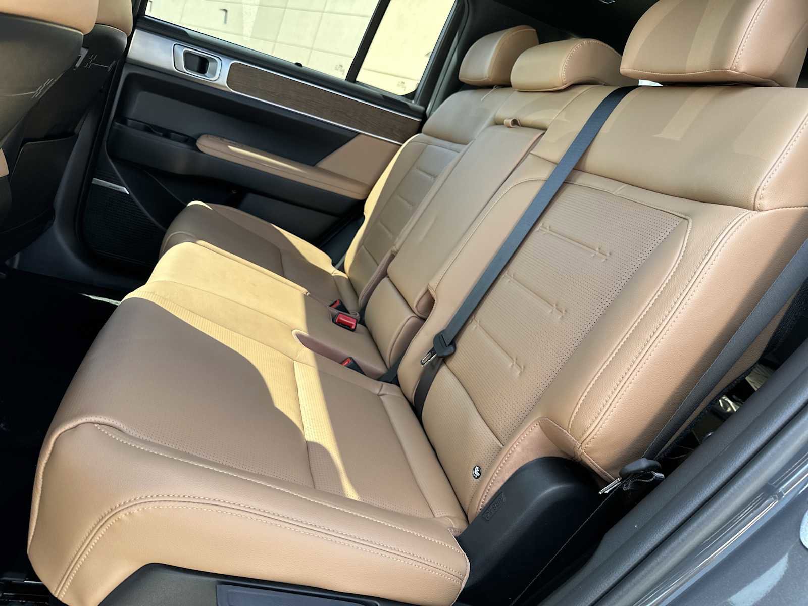 New 2026 Hyundai Santa Fe Limited FWD image 24