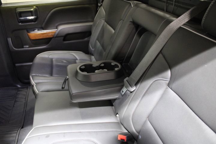 Used 2018 Chevrolet Silverado 1500 High Country AWD/4WD image 23