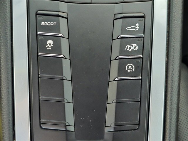 Used 2024 Porsche 718 Cayman S w/ Premium Package image 28