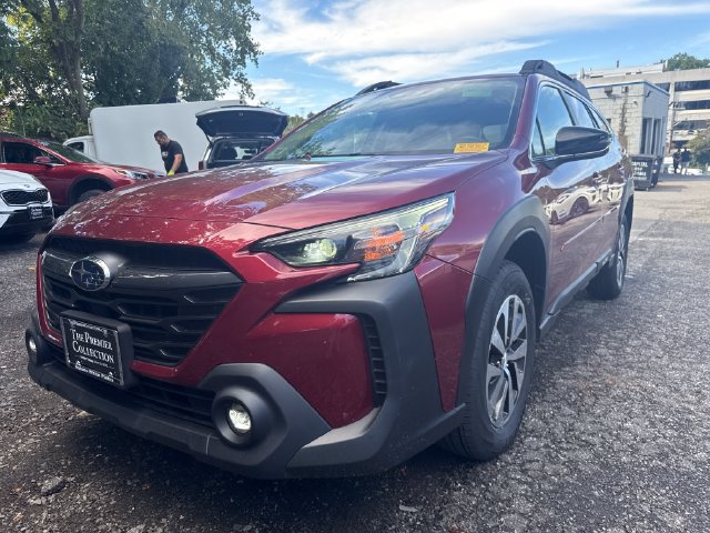 Used 2024 Subaru Outback Premium AWD/4WD image 5