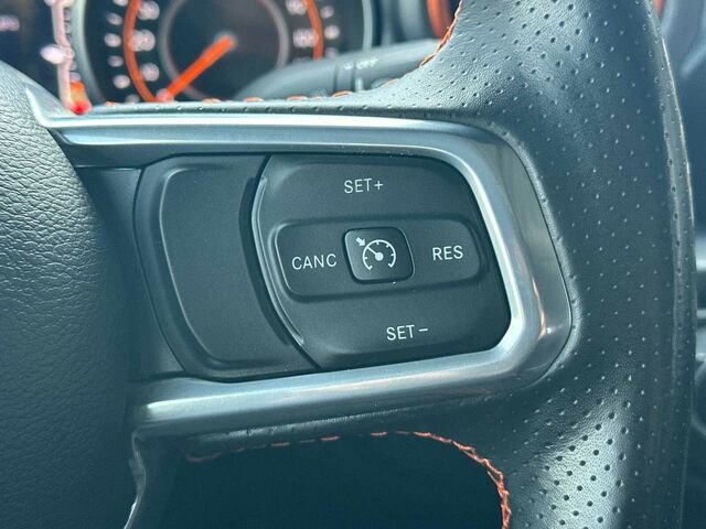 Used 2023 Jeep Gladiator Mojave w/ Cold Weather Group image 29