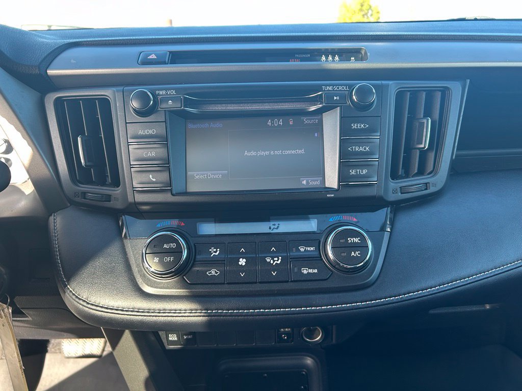 Used 2018 Toyota RAV4 XLE AWD/4WD image 21
