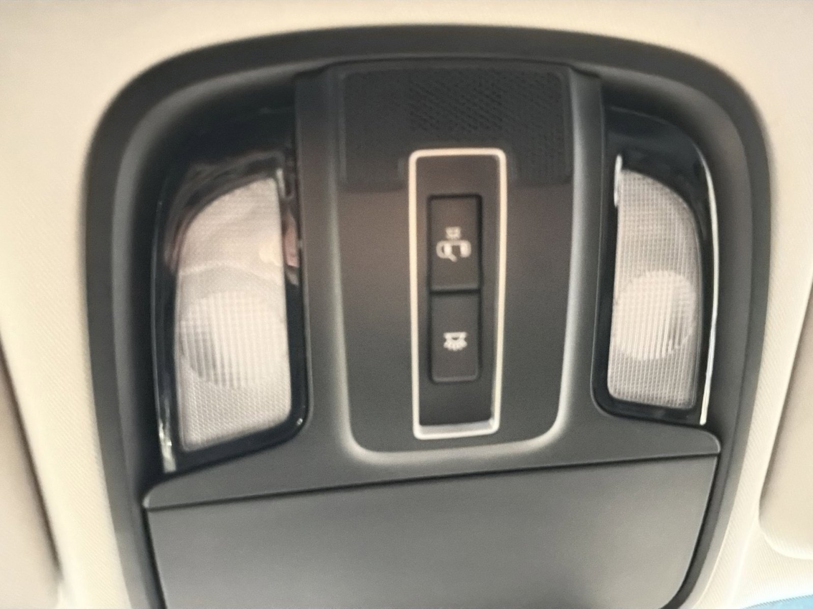 Used 2019 Kia Sorento LX w/ LX Convenience Package image 26