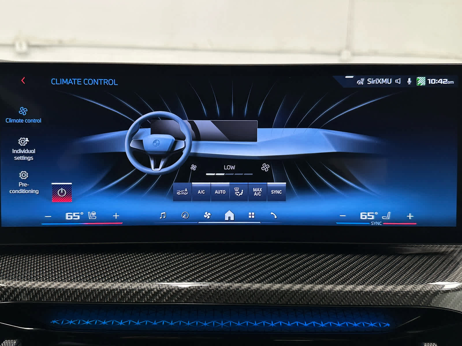 Used 2025 BMW M240i xDrive Coupe AWD/4WD image 30
