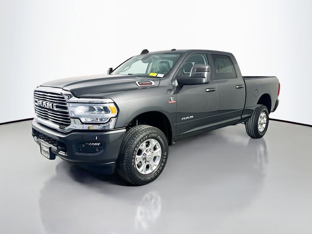 Used 2024 RAM 2500 Laramie AWD/4WD image 3