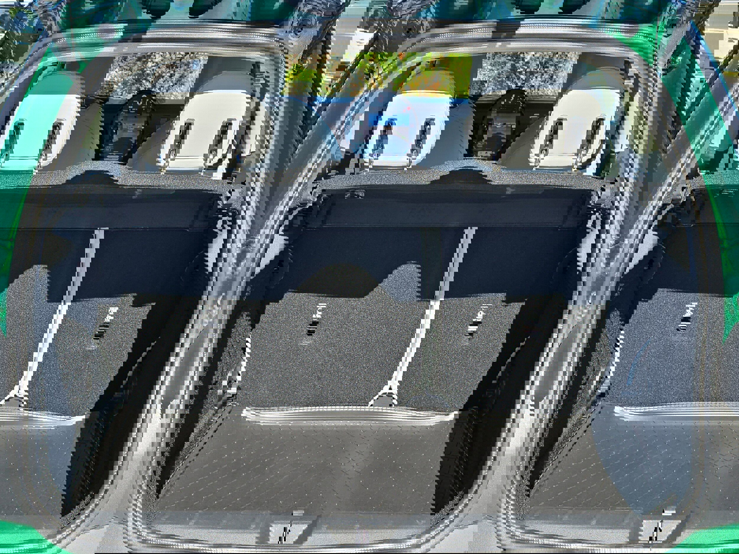 Certified 2025 MINI Cooper S image 9