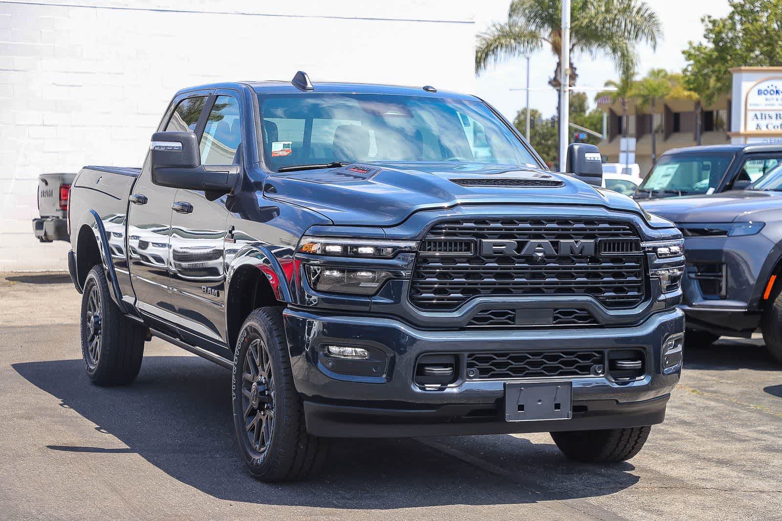 New 2026 RAM 2500 Limited AWD/4WD image 3