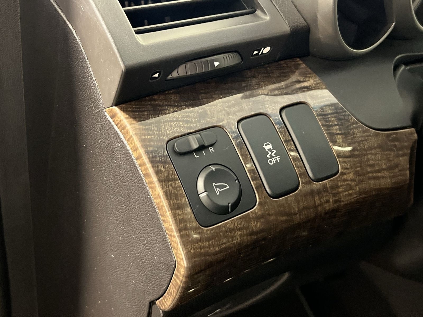 Used 2012 Acura MDX AWD/4WD image 31