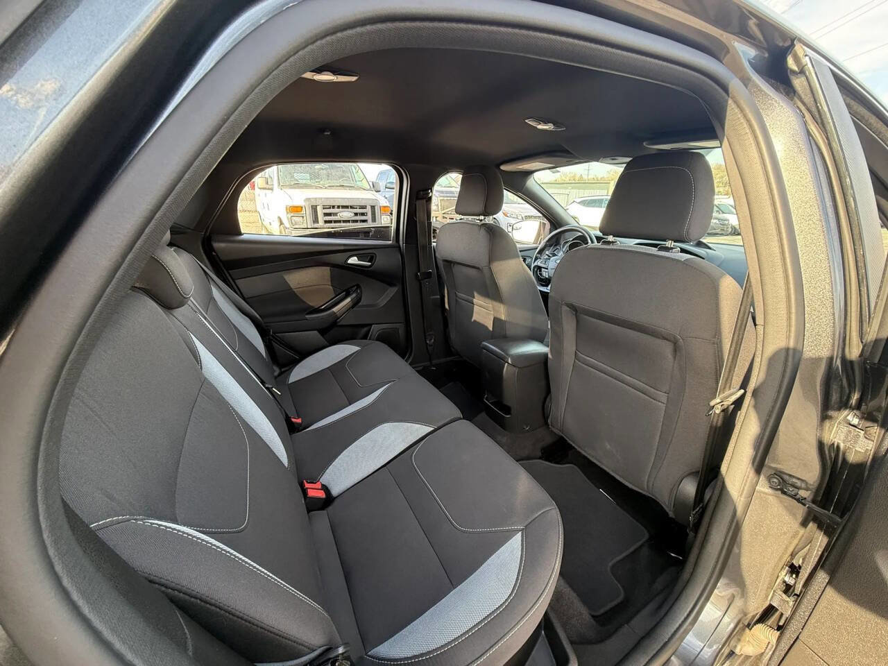 Used 2017 Ford Focus ST image 11