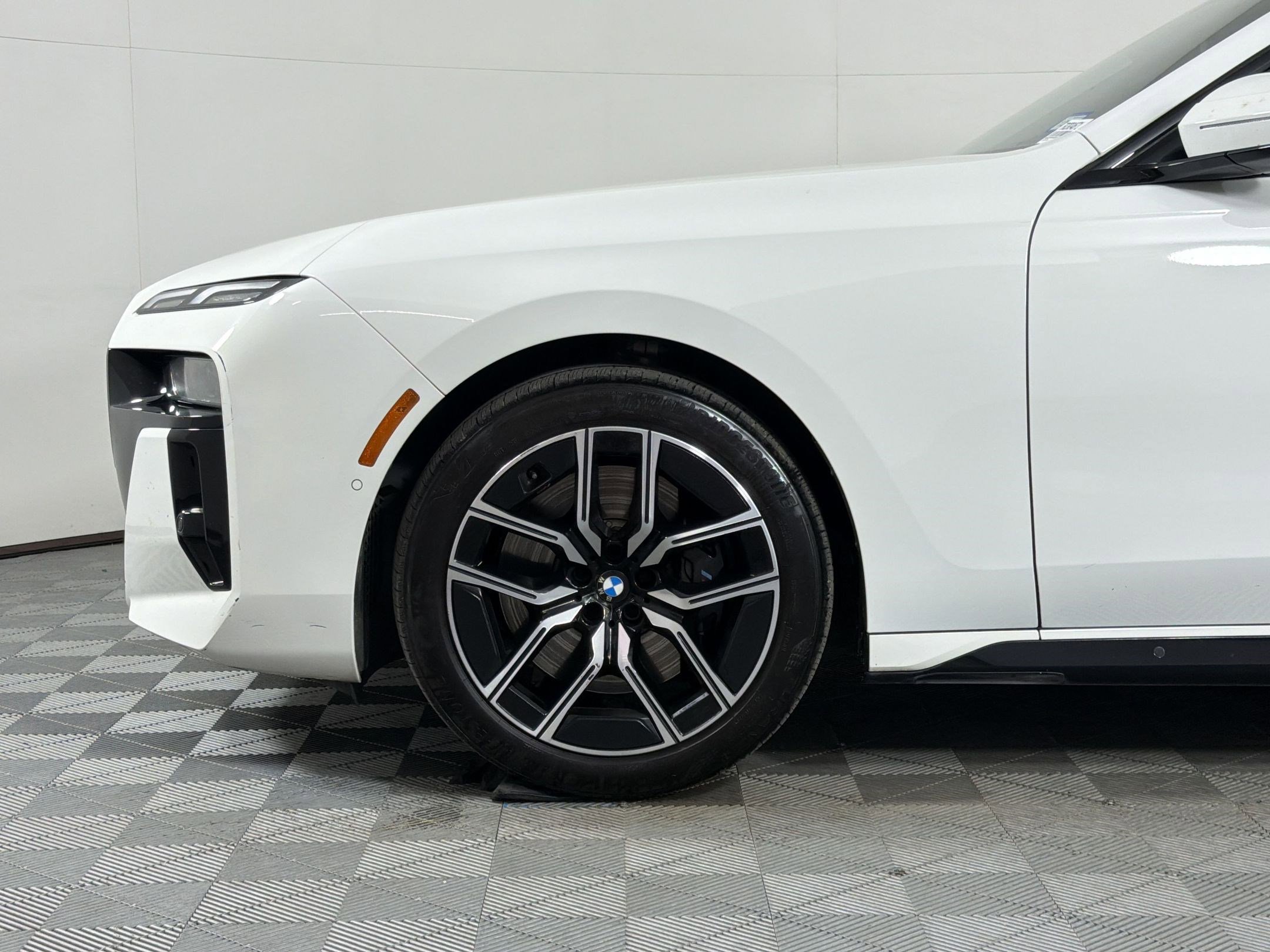 Certified 2024 BMW 740i RWD image 11