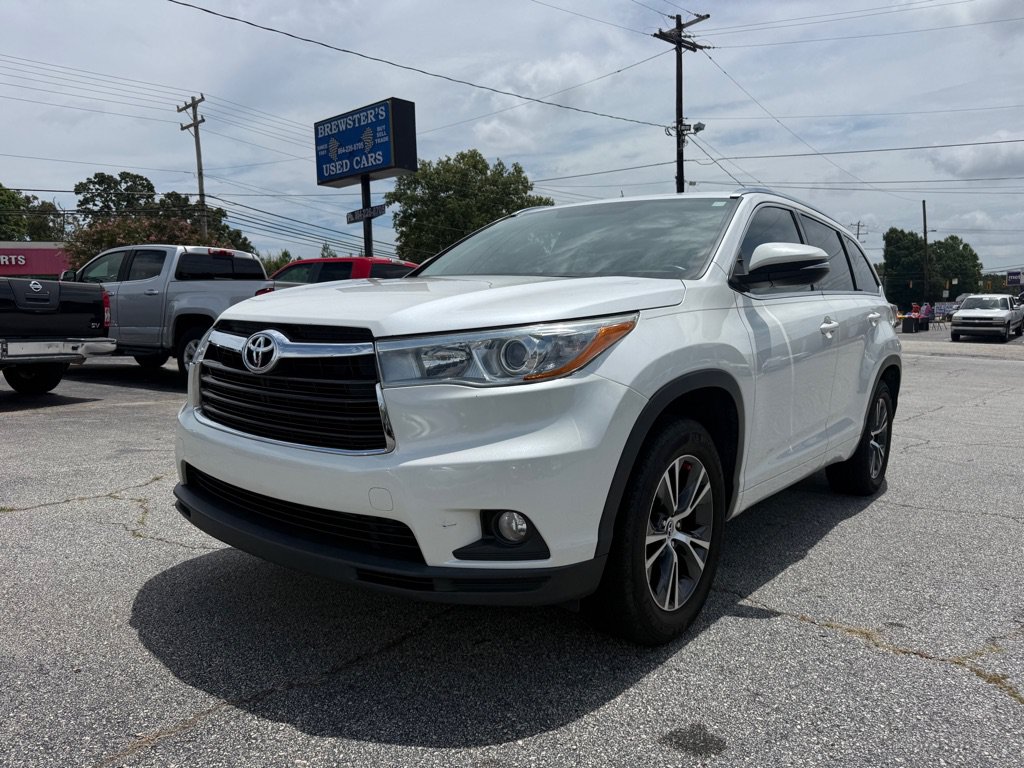 Used 2016 Toyota Highlander XLE