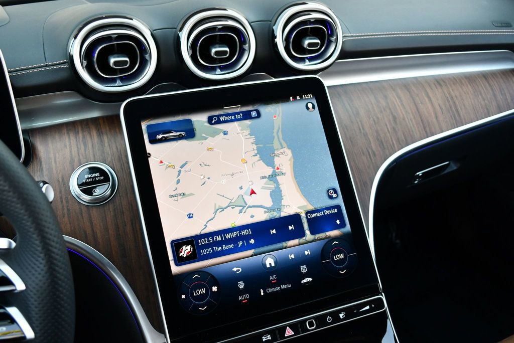 Used 2024 Mercedes-Benz CLE 450 4MATIC Cabriolet image 64