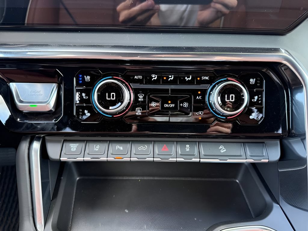 New 2026 GMC Sierra 2500 Denali Ultimate AWD/4WD image 25