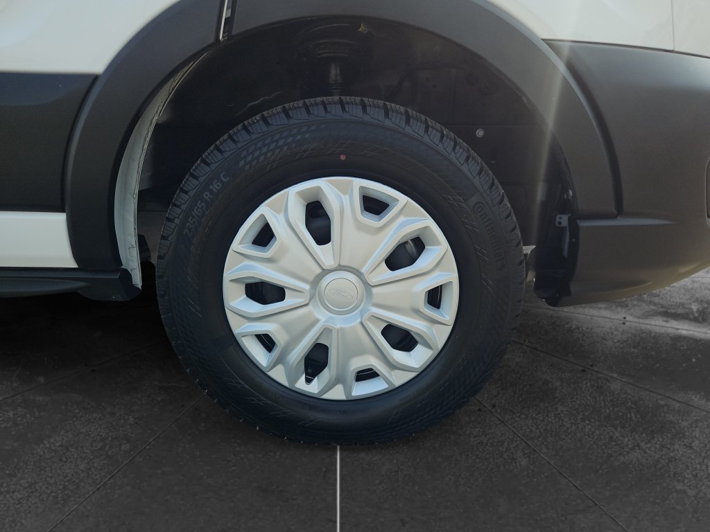 Used 2024 Ford E-Transit Low Roof RWD image 26