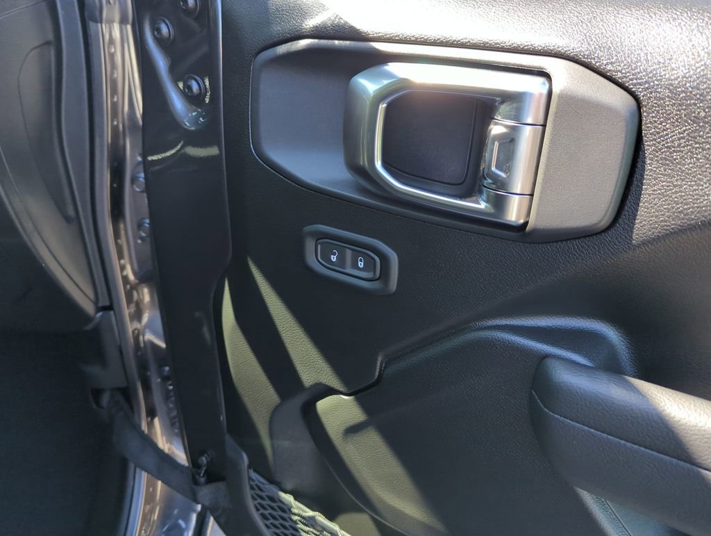 New 2026 Jeep Gladiator Sport AWD/4WD image 32