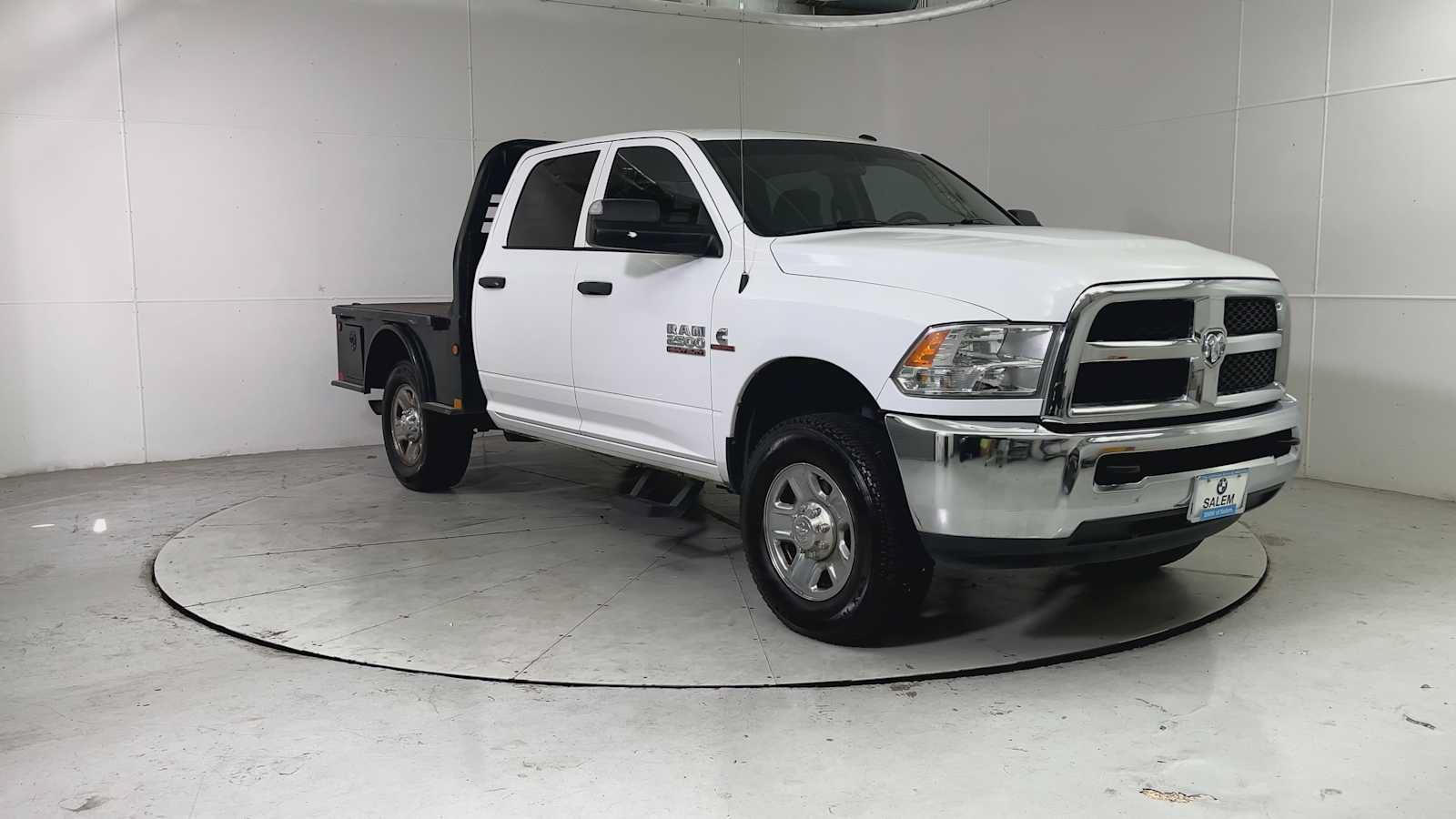 Used 2017 RAM 2500 Tradesman w/ Chrome Appearance Group AWD/4WD image 7