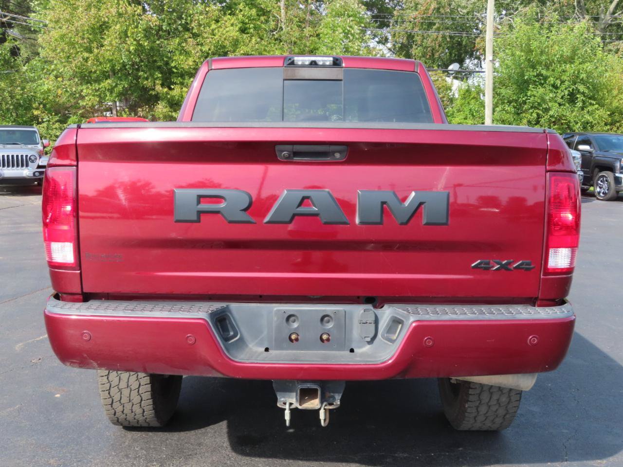 Used 2017 RAM 2500 Big Horn w/ Night Special Edition AWD/4WD image 5