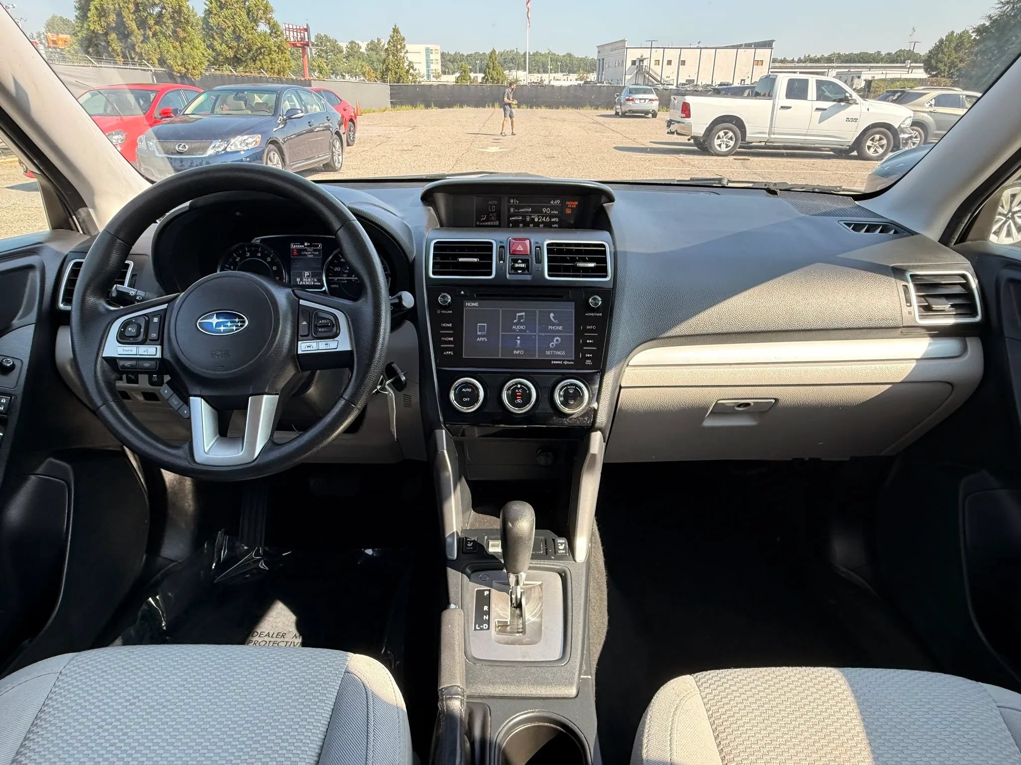 Used 2018 Subaru Forester 2.5i Premium AWD/4WD image 3