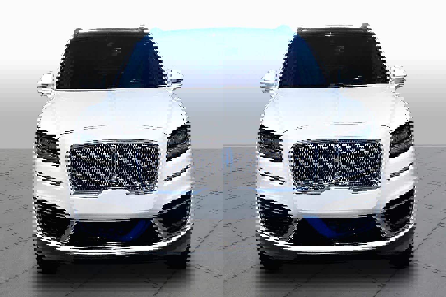 Used 2020 Lincoln Nautilus Reserve FWD image 4