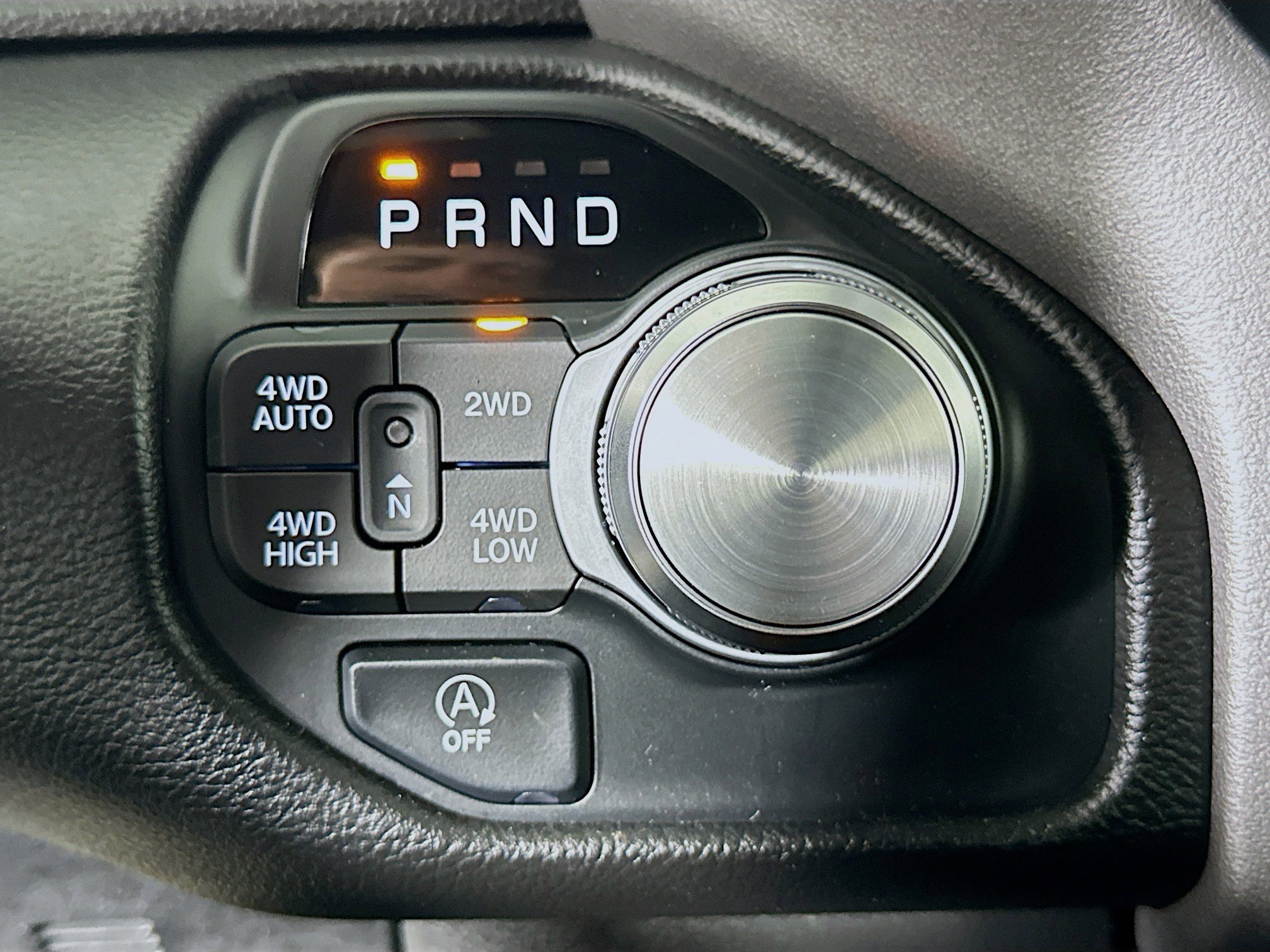 Used 2025 RAM 1500 Laramie image 25