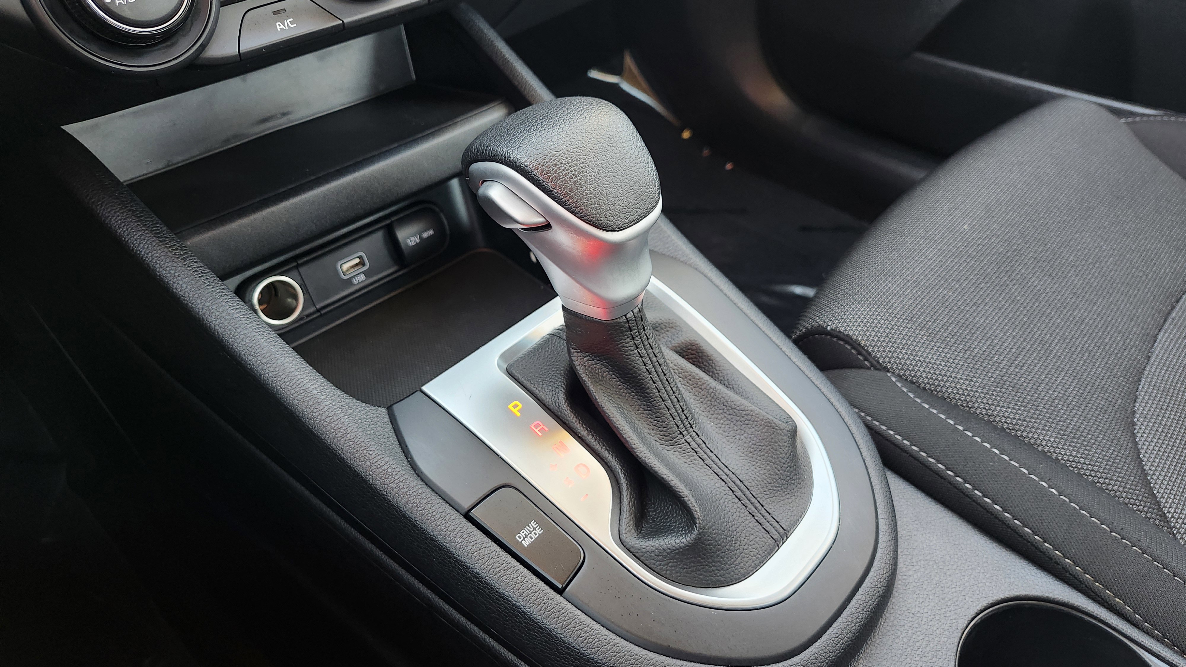 Used 2023 Kia Forte LXS image 28