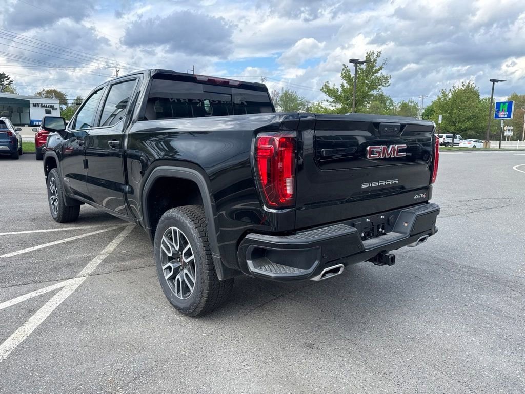 New 2026 GMC Sierra 1500 AT4 w/ AT4 Premium Package AWD/4WD image 4