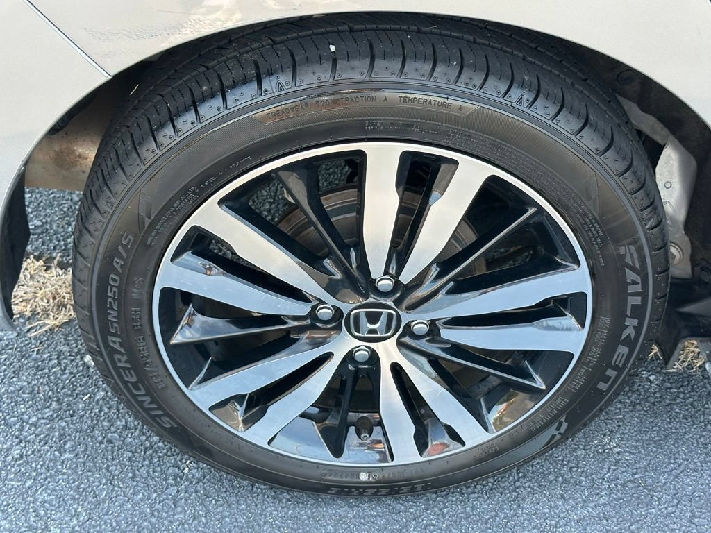 Used 2020 Honda Fit EX image 36