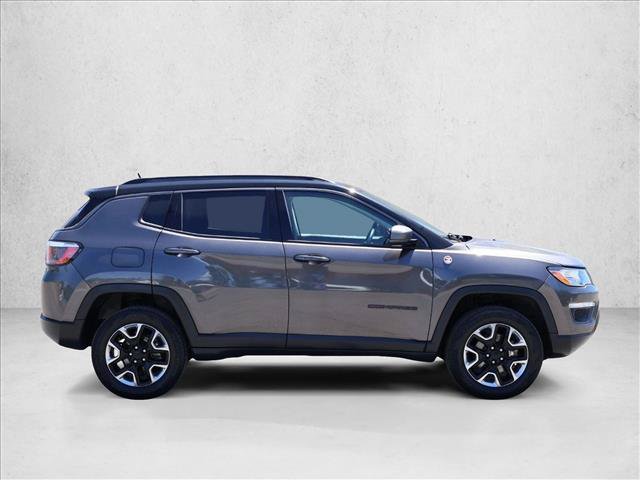 Used 2018 Jeep Compass Trailhawk AWD/4WD image 4