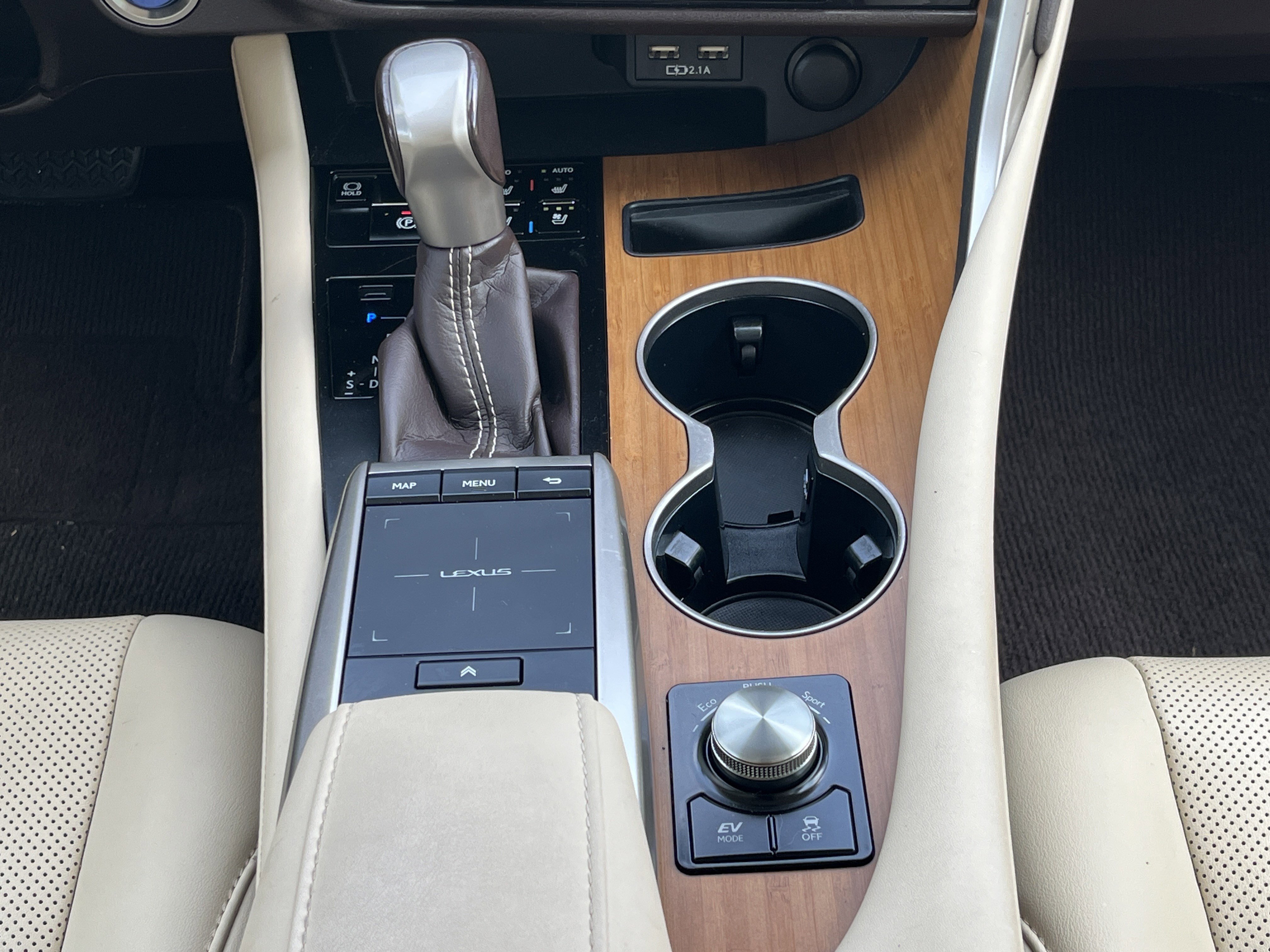 Used 2020 Lexus RX 450h AWD w/ Premium Package image 6
