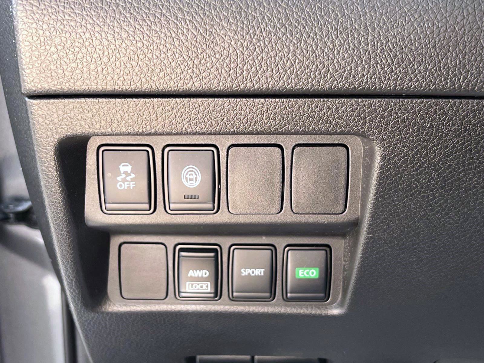 Used 2022 Nissan Rogue Sport S AWD/4WD image 18