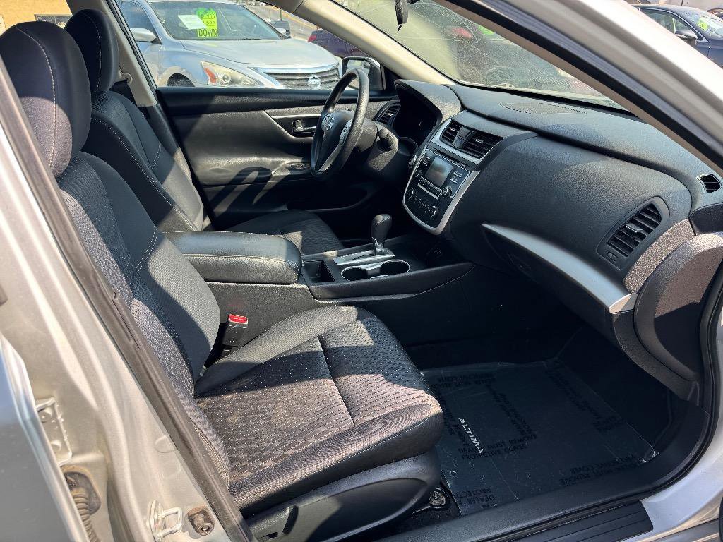 Used 2017 Nissan Altima 2.5 S w/ Power Driver Seat Package FWD image 18