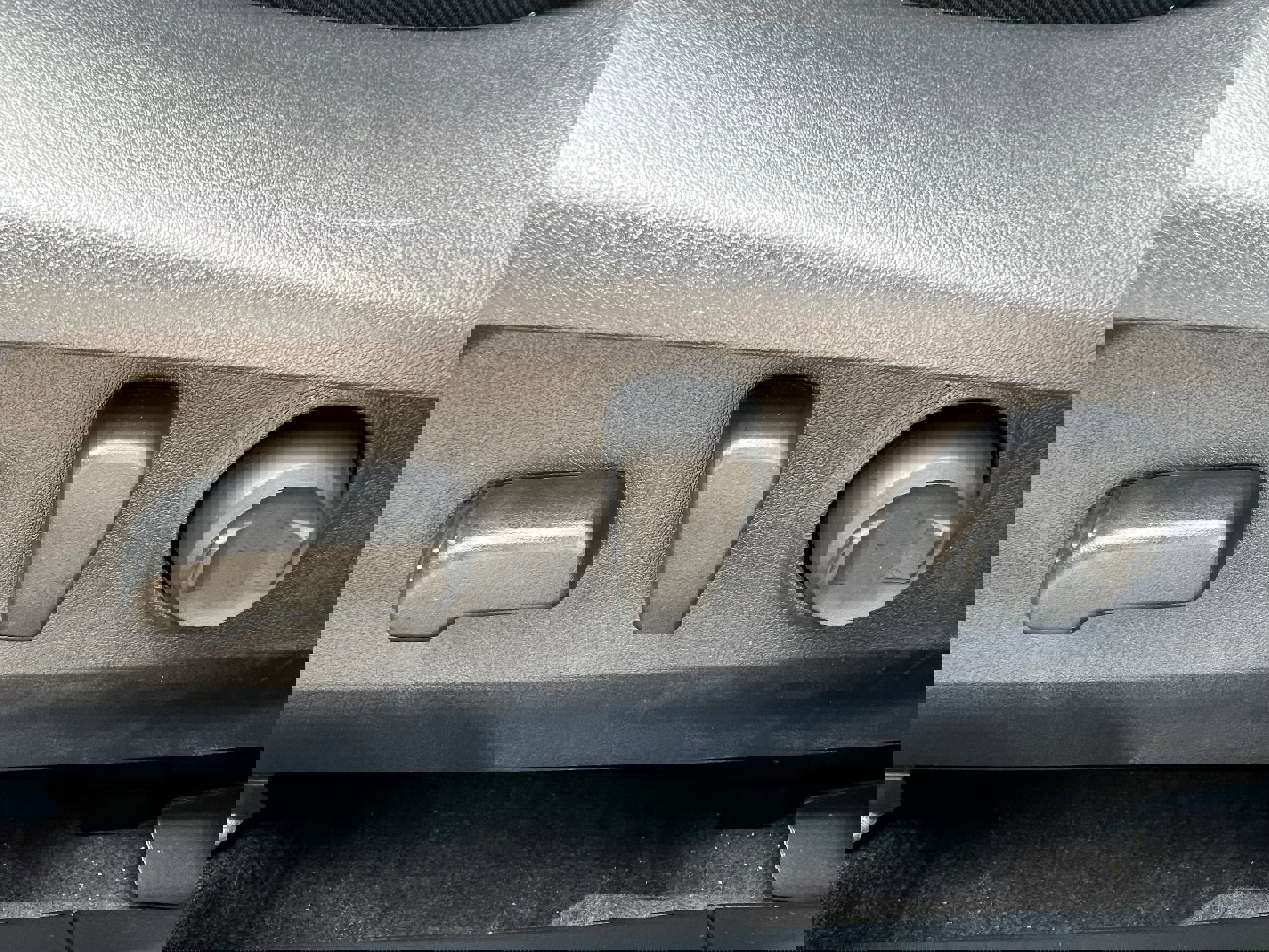 Certified 2025 Subaru Outback Premium w/ Popular Package #1A image 19