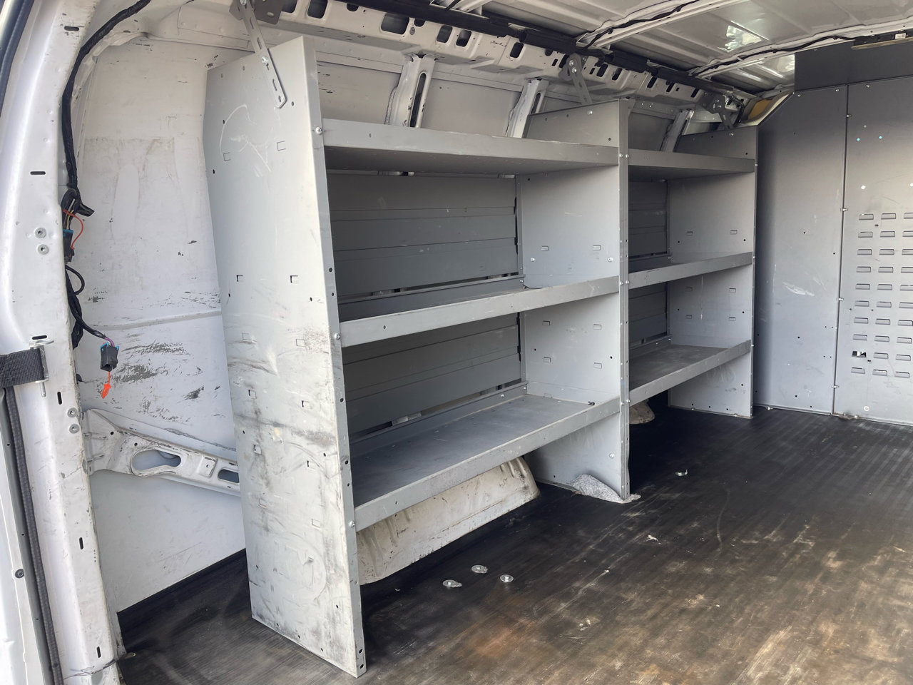 Used 2015 Chevrolet Express 2500 image 14