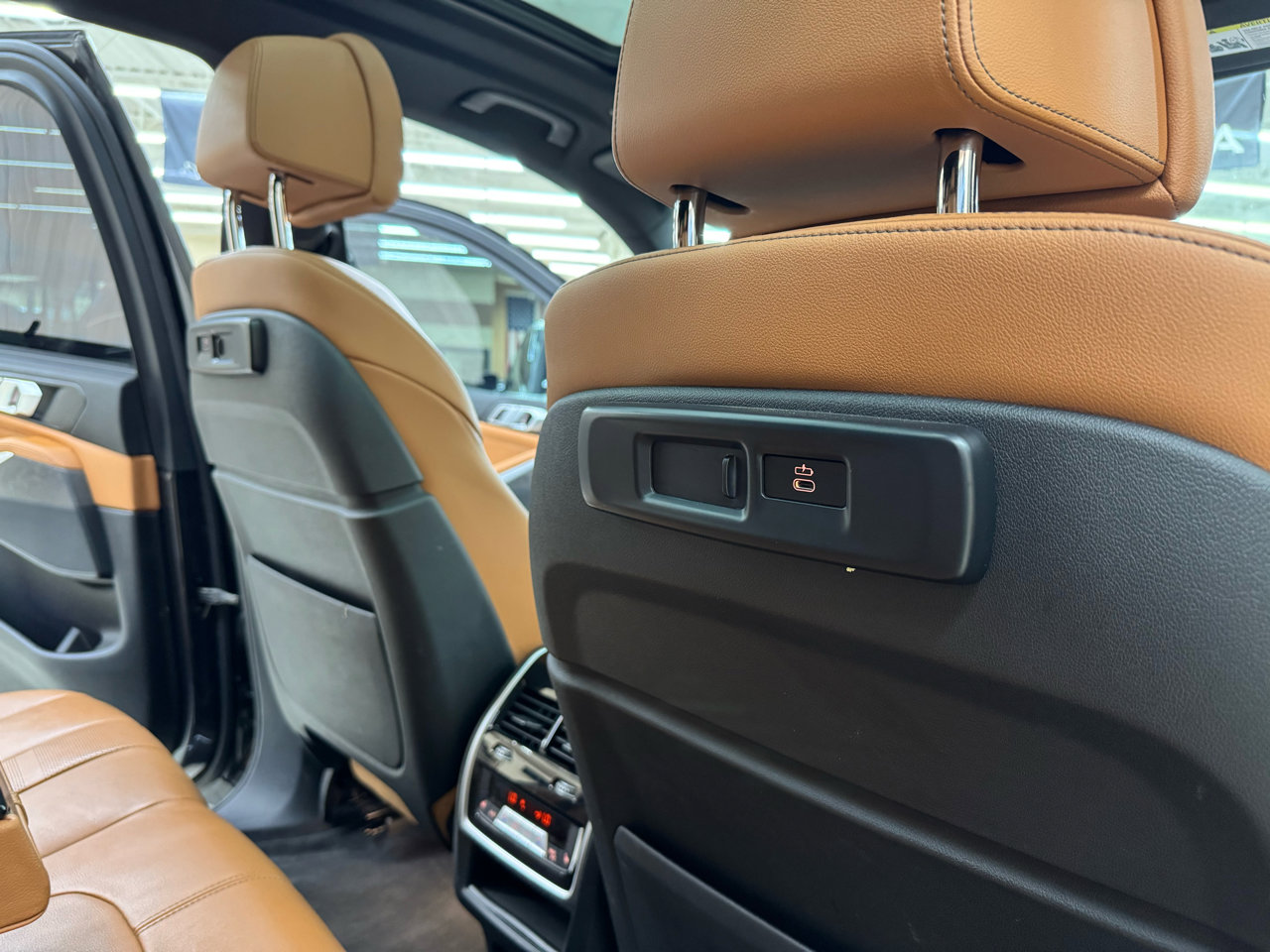 Used 2022 BMW X5 sDrive40i w/ Luxury Seating Package image 50