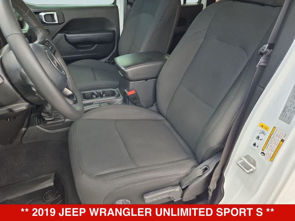 Used 2019 Jeep Wrangler Unlimited Sport S AWD/4WD image 15