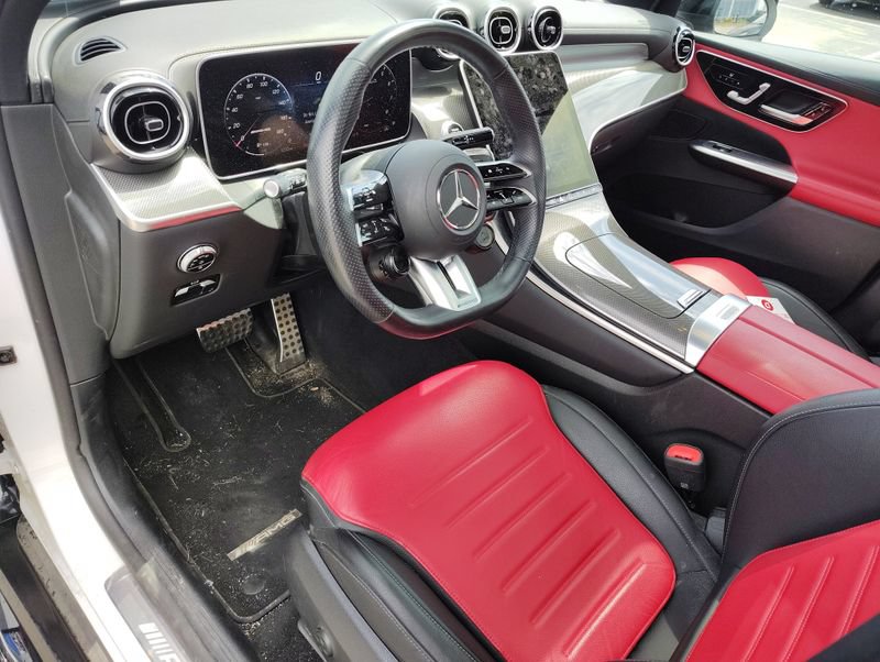 Used 2025 Mercedes-Benz GLC 43 AMG 4MATIC image 11