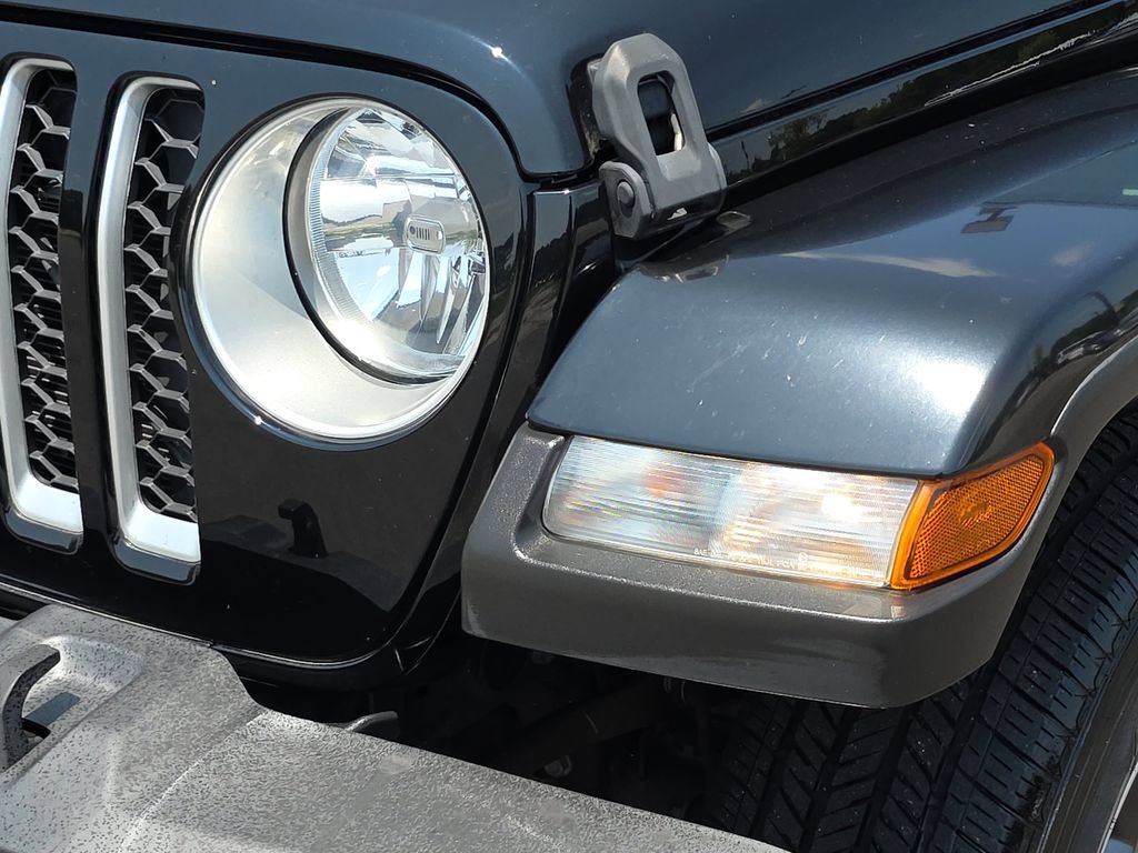 Used 2023 Jeep Gladiator Overland AWD/4WD image 32