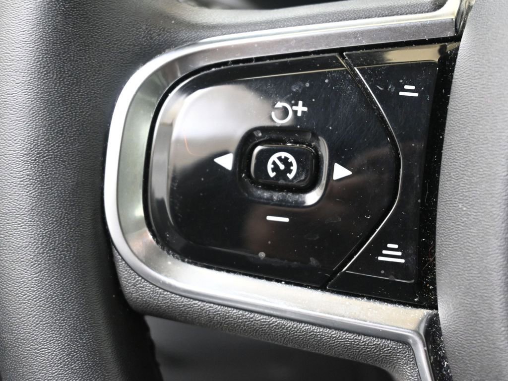 Certified 2024 Volvo XC90 B6 Plus w/ Protection Package Premier image 26