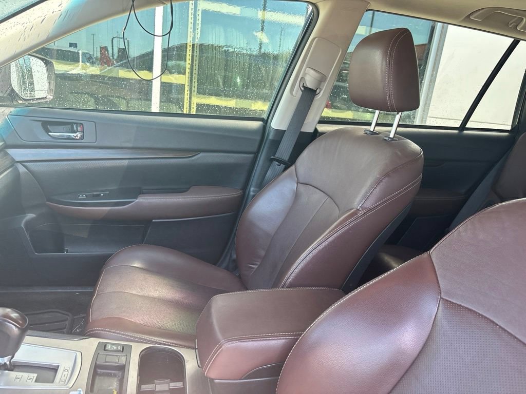 Used 2014 Subaru Outback 2.5i Limited AWD/4WD image 4