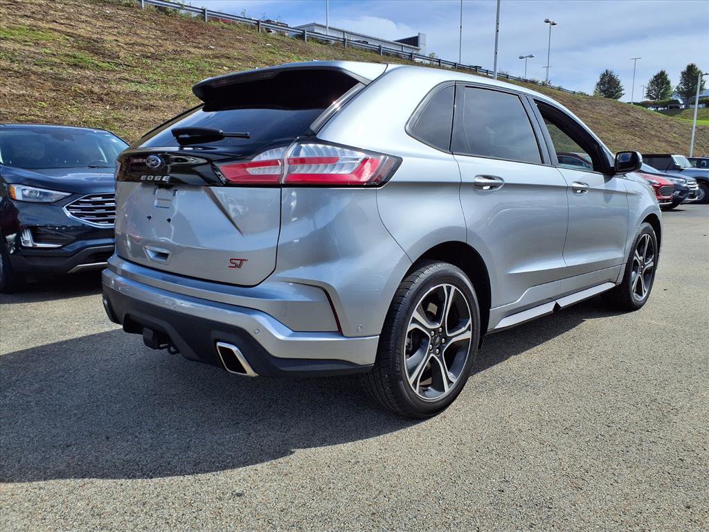 Certified 2021 Ford Edge ST w/ Equipment Group 401A image 3