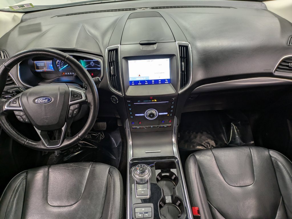 Used 2019 Ford Edge Titanium w/ Equipment Group 301A image 23