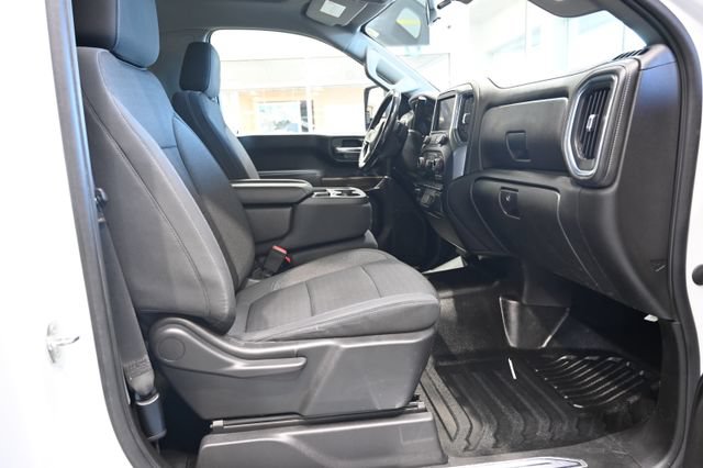Used 2022 Chevrolet Silverado 3500 LT w/ Convenience Package AWD/4WD image 11