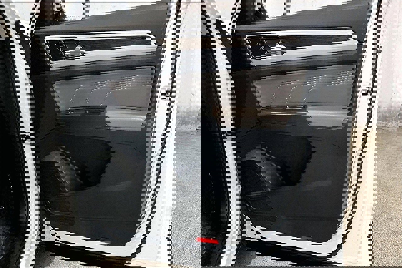 Used 2022 Volkswagen Atlas SE image 26