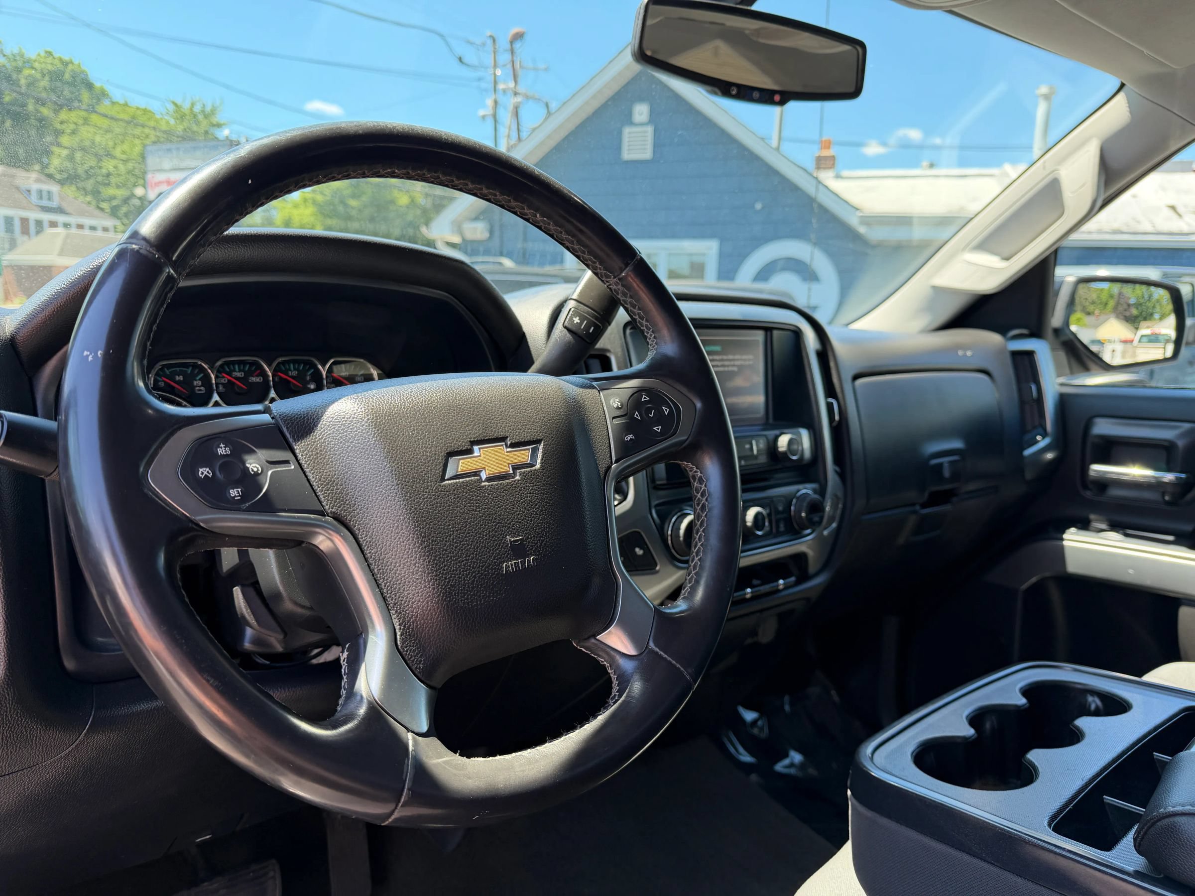 Used 2015 Chevrolet Silverado 2500 LT w/ LT Convenience Package AWD/4WD image 15