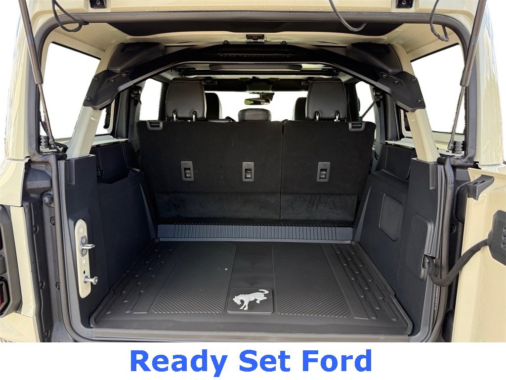New 2025 Ford Bronco Raptor image 11