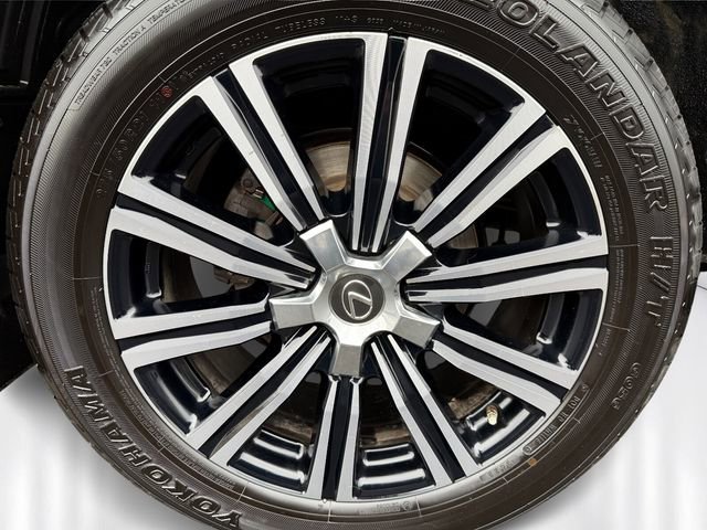 Used 2019 Lexus LX 570 4WD image 11