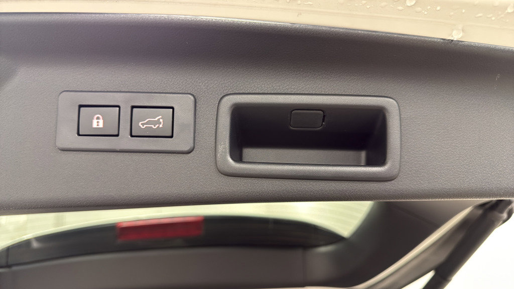 Certified 2025 Subaru Forester Limited w/ Popular Package #2 image 37