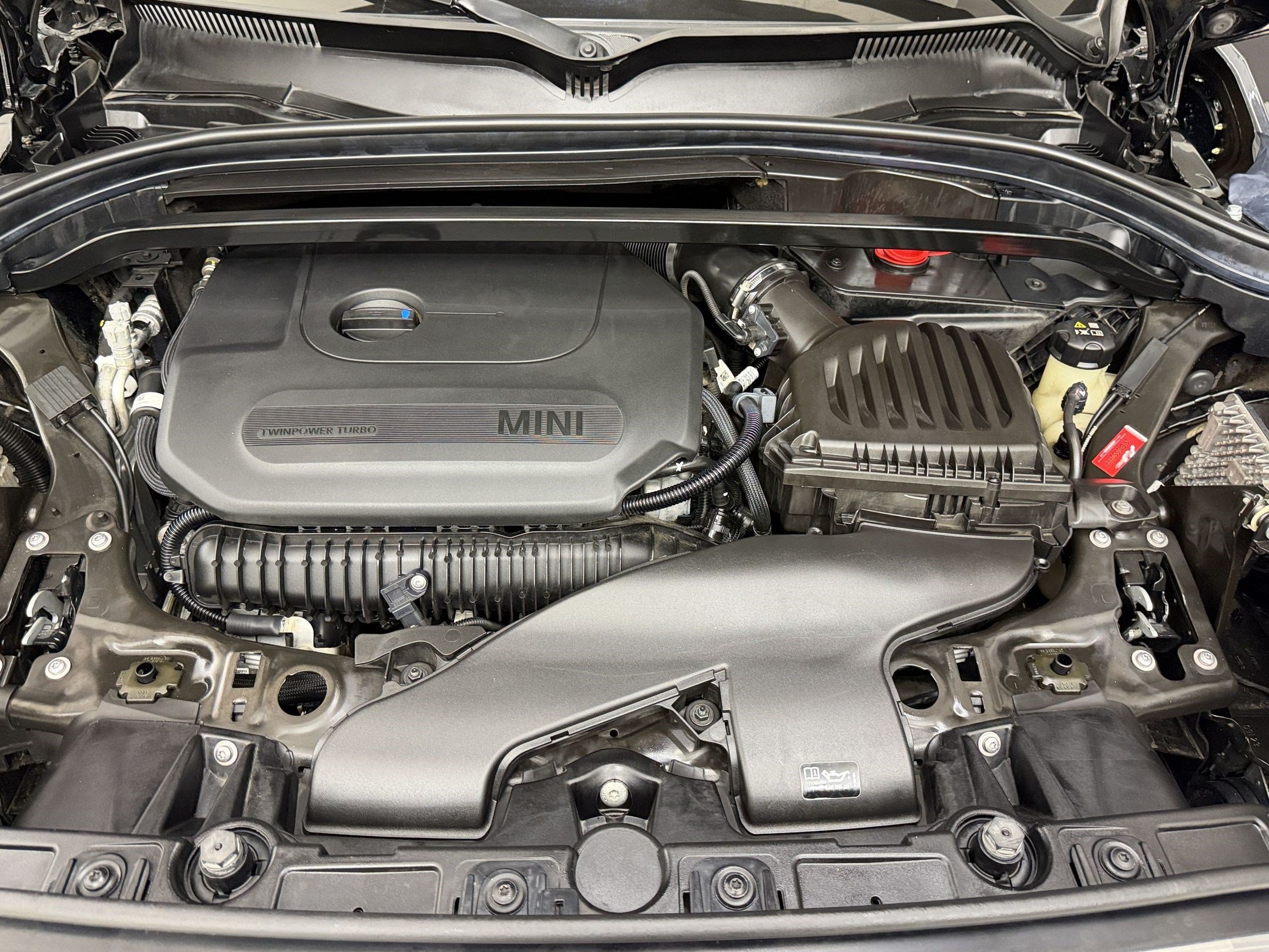 Certified 2024 MINI Cooper Countryman S FWD image 34