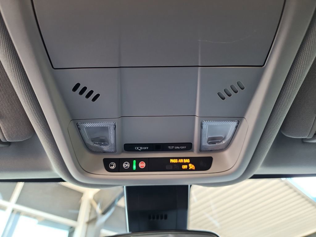 Used 2022 Chevrolet Equinox LT image 34