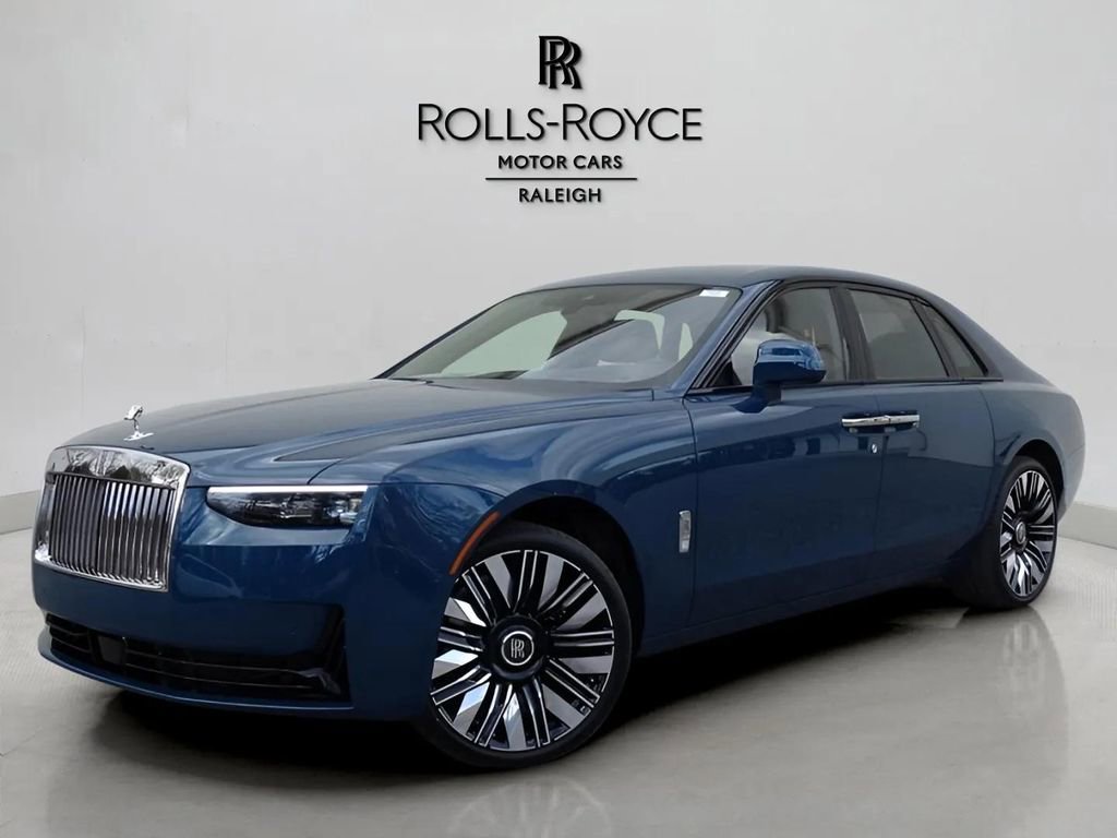 New 2025 Rolls-Royce Ghost image 2